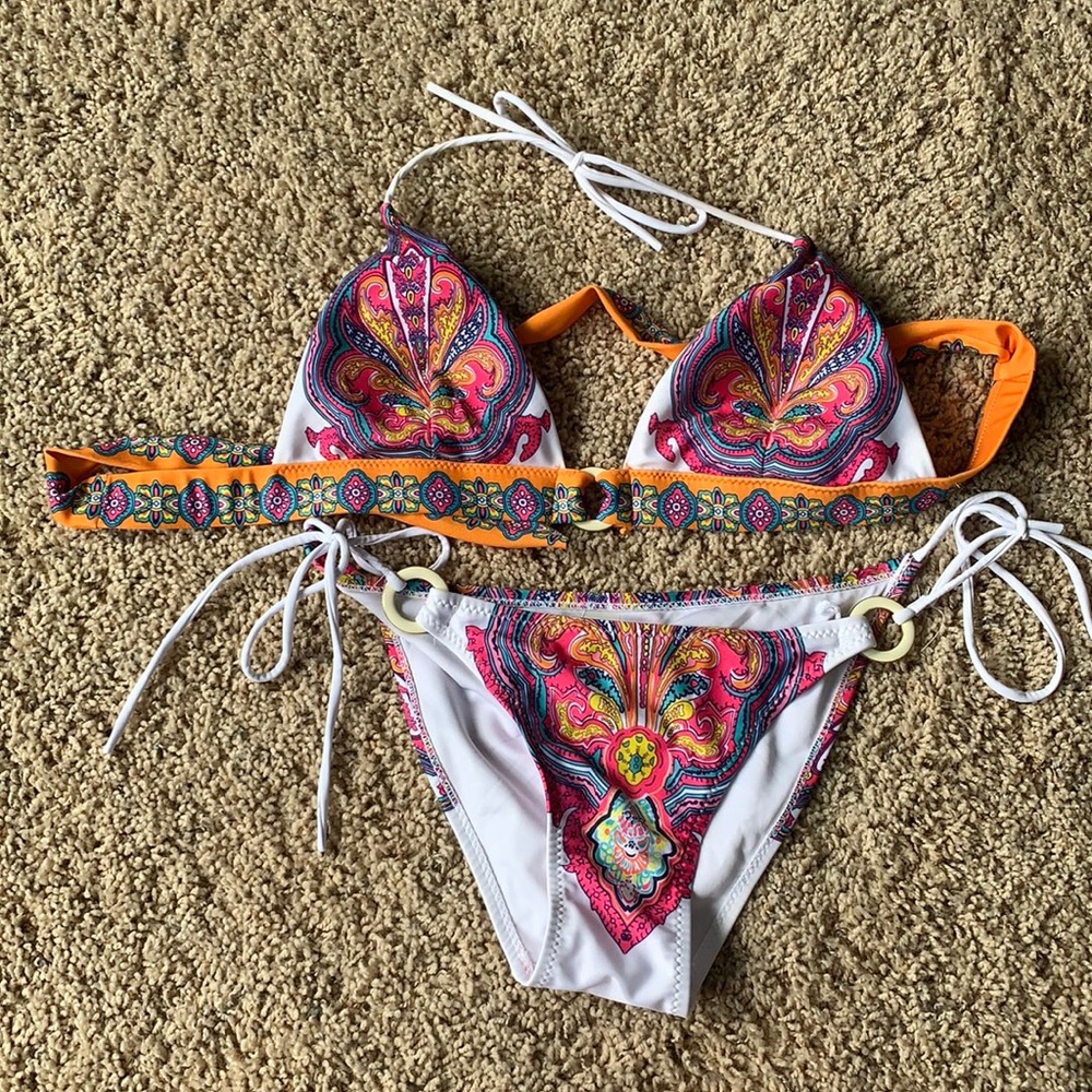 Patterned bikini - Picture 3 of 5